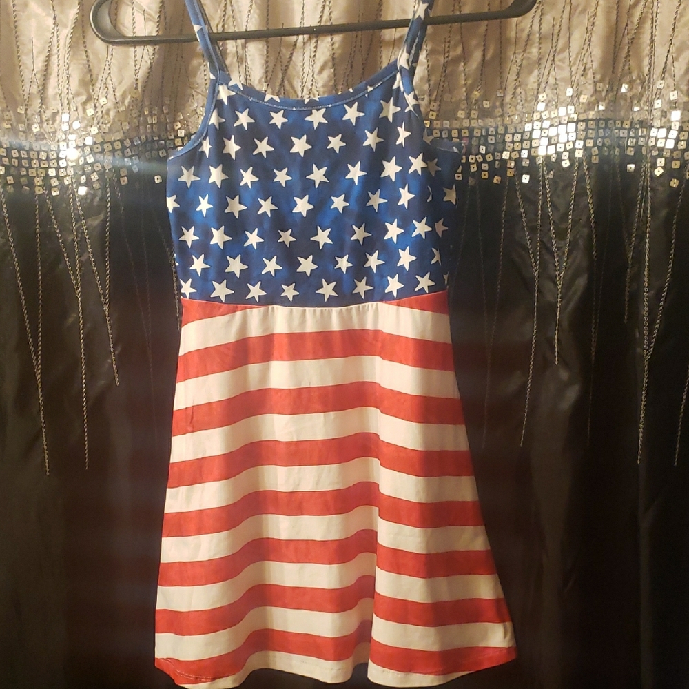 Falls Creek Girls American Flag Dress. Medium 7/8